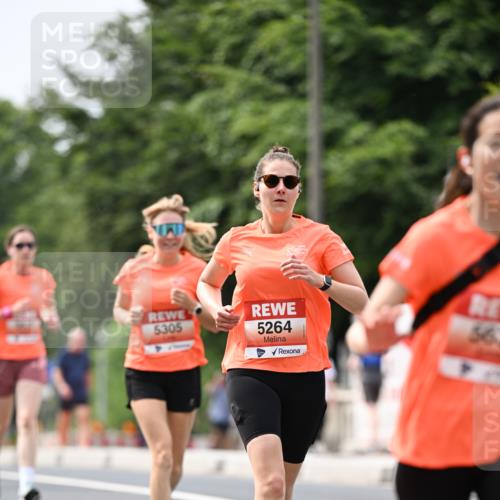 15.06.2025 - REWE Women's Run Dr. Thomas Lammeyer http://msf.ph/oto/7977469 15.06.2025 10:42:40 Laufen 5305, 5264 meine-sportfotos.de