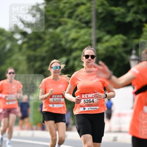 15.06.2025 - REWE Women's Run Dr. Thomas Lammeyer http://msf.ph/oto/7977472 15.06.2025 10:42:40 Laufen 5305, 5264 meine-sportfotos.de