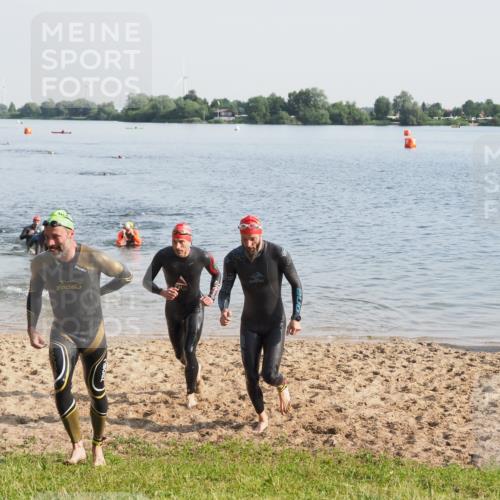 21.06.2025 - 27. Vierlanden-Triathlon MichiJ http://msf.ph/oto/7977473 15.06.2026 08:45:38 Schwimmen 104, 116, 125, 145 meine-sportfotos.de