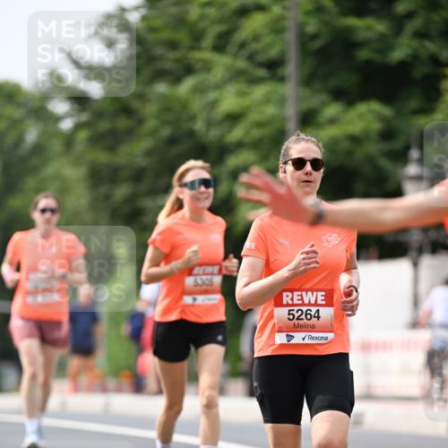 15.06.2025 - REWE Women's Run Dr. Thomas Lammeyer http://msf.ph/oto/7977476 15.06.2025 10:42:40 Laufen 5305, 5264 meine-sportfotos.de