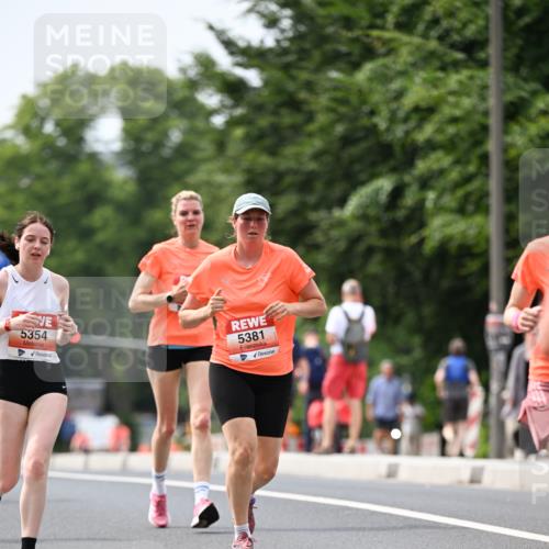 15.06.2025 - REWE Women's Run Dr. Thomas Lammeyer http://msf.ph/oto/7977523 15.06.2025 10:42:43 Laufen 5354, 5381 meine-sportfotos.de