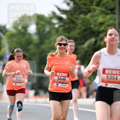 15.06.2025 - REWE Women's Run Dr. Thomas Lammeyer http://msf.ph/oto/7977579 15.06.2025 10:42:47 Laufen 5652, 5648, 535, 4 meine-sportfotos.de