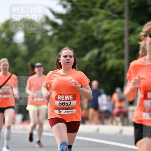 15.06.2025 - REWE Women's Run Dr. Thomas Lammeyer http://msf.ph/oto/7977612 15.06.2025 10:42:48 Laufen 5652 meine-sportfotos.de