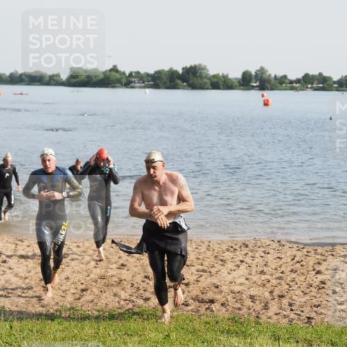 21.06.2025 - 27. Vierlanden-Triathlon MichiJ http://msf.ph/oto/7977668 15.06.2026 08:45:52 Schwimmen 13, 106, 125, 142, 150 meine-sportfotos.de
