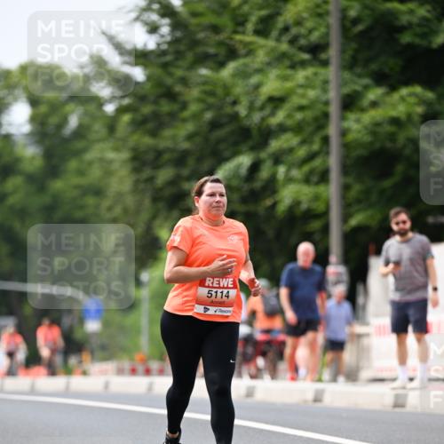15.06.2025 - REWE Women's Run Dr. Thomas Lammeyer http://msf.ph/oto/7977681 15.06.2025 10:42:52 Laufen 5114 meine-sportfotos.de