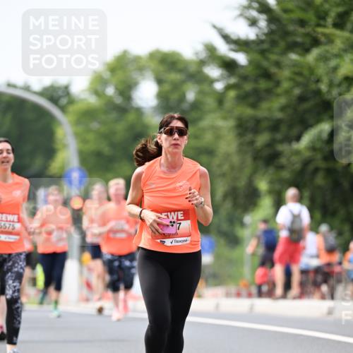 15.06.2025 - REWE Women's Run Dr. Thomas Lammeyer http://msf.ph/oto/7977702 15.06.2025 10:42:53 Laufen 5575, 7 meine-sportfotos.de