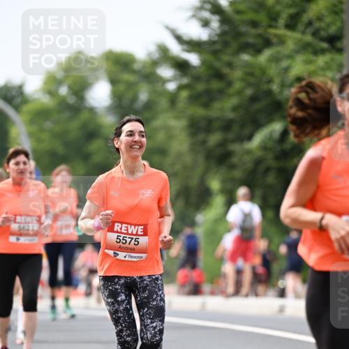 15.06.2025 - REWE Women's Run Dr. Thomas Lammeyer http://msf.ph/oto/7977742 15.06.2025 10:42:55 Laufen 5623, 5575 meine-sportfotos.de