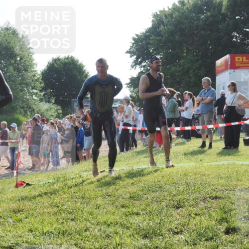 15.06.2025 - 27. Vierlanden-Triathlon KatJ http://msf.ph/oto/7977748 15.06.2025 08:37:47 Schwimmen 9, 73, 171, 180, 181 meine-sportfotos.de