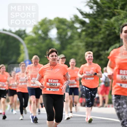 15.06.2025 - REWE Women's Run Dr. Thomas Lammeyer http://msf.ph/oto/7977752 15.06.2025 10:42:56 Laufen 5623, 5542, 55 meine-sportfotos.de
