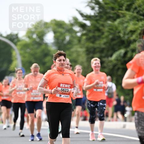 15.06.2025 - REWE Women's Run Dr. Thomas Lammeyer http://msf.ph/oto/7977759 15.06.2025 10:42:57 Laufen 5623 meine-sportfotos.de