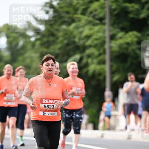15.06.2025 - REWE Women's Run Dr. Thomas Lammeyer http://msf.ph/oto/7977778 15.06.2025 10:42:57 Laufen 5623 meine-sportfotos.de