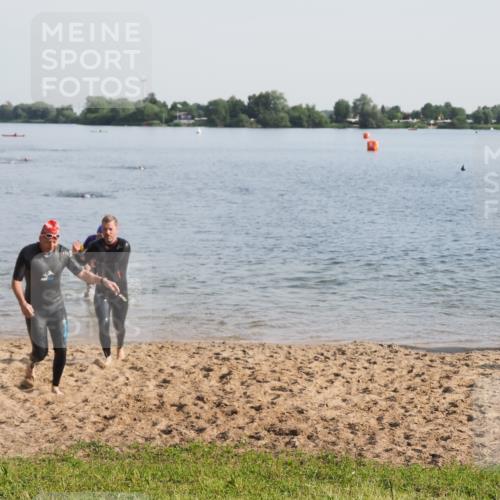 21.06.2025 - 27. Vierlanden-Triathlon MichiJ http://msf.ph/oto/7977784 15.06.2026 08:46:00 Schwimmen 13, 106, 134, 142, 150, 152, 194 meine-sportfotos.de