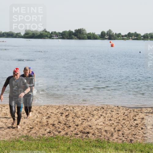 21.06.2025 - 27. Vierlanden-Triathlon MichiJ http://msf.ph/oto/7977793 15.06.2026 08:46:01 Schwimmen 13, 106, 134, 142, 152, 194 meine-sportfotos.de