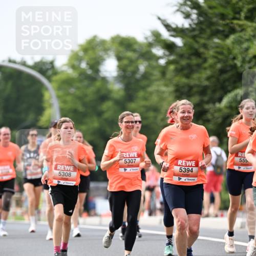 15.06.2025 - REWE Women's Run Dr. Thomas Lammeyer http://msf.ph/oto/7977796 15.06.2025 10:42:59 Laufen 5308, 5307, 5394 meine-sportfotos.de