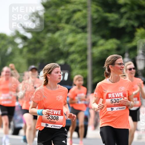 15.06.2025 - REWE Women's Run Dr. Thomas Lammeyer http://msf.ph/oto/7977850 15.06.2025 10:43:02 Laufen 5308, 530 meine-sportfotos.de