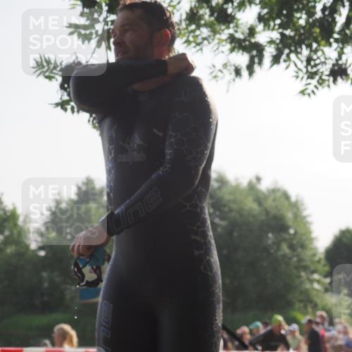 15.06.2025 - 27. Vierlanden-Triathlon KatJ http://msf.ph/oto/7977988 15.06.2025 08:38:43 Schwimmen 2, 27, 35, 45, 86, 126 meine-sportfotos.de