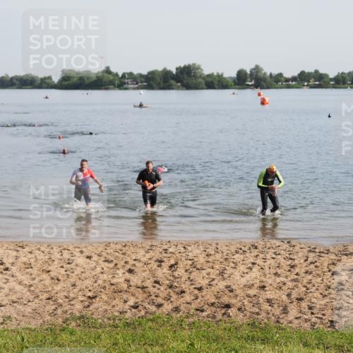 21.06.2025 - 27. Vierlanden-Triathlon MichiJ http://msf.ph/oto/7978004 15.06.2026 08:47:49 Schwimmen 34, 193 meine-sportfotos.de