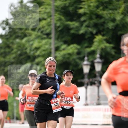 15.06.2025 - REWE Women's Run Dr. Thomas Lammeyer http://msf.ph/oto/7978037 15.06.2025 10:43:13 Laufen 5085, 506, 5290 meine-sportfotos.de