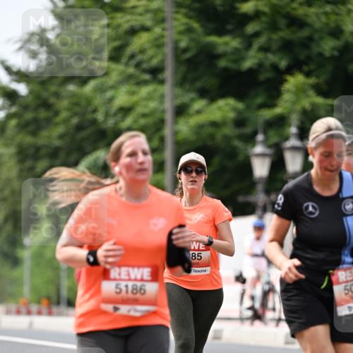15.06.2025 - REWE Women's Run Dr. Thomas Lammeyer http://msf.ph/oto/7978059 15.06.2025 10:43:15 Laufen 5186, 85 meine-sportfotos.de