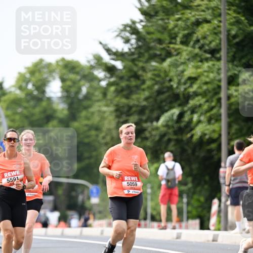 15.06.2025 - REWE Women's Run Dr. Thomas Lammeyer http://msf.ph/oto/7978083 15.06.2025 10:43:16 Laufen 5591, 5059 meine-sportfotos.de