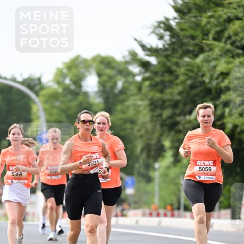15.06.2025 - REWE Women's Run Dr. Thomas Lammeyer http://msf.ph/oto/7978096 15.06.2025 10:43:17 Laufen 5368, 5591, 5059 meine-sportfotos.de