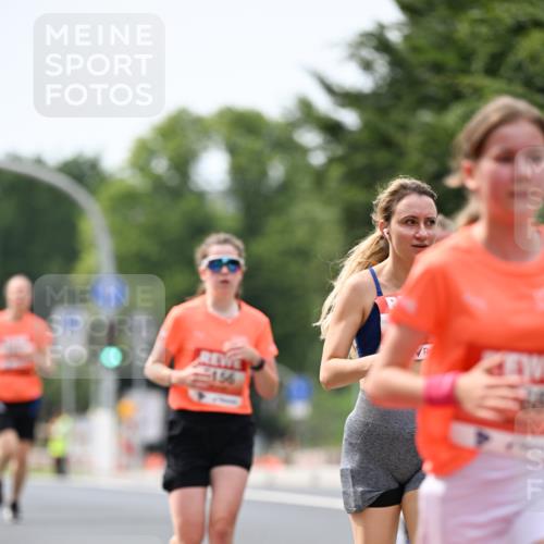 15.06.2025 - REWE Women's Run Dr. Thomas Lammeyer http://msf.ph/oto/7978160 15.06.2025 10:43:21 Laufen 156 meine-sportfotos.de