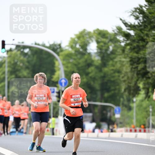 15.06.2025 - REWE Women's Run Dr. Thomas Lammeyer http://msf.ph/oto/7978191 15.06.2025 10:43:23 Laufen 5473, 5227 meine-sportfotos.de