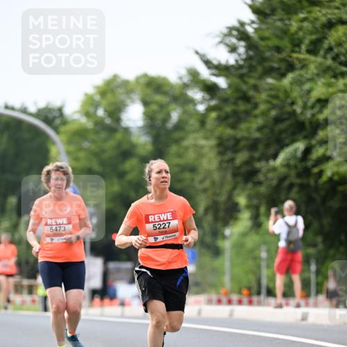 15.06.2025 - REWE Women's Run Dr. Thomas Lammeyer http://msf.ph/oto/7978216 15.06.2025 10:43:24 Laufen 5473, 5227 meine-sportfotos.de