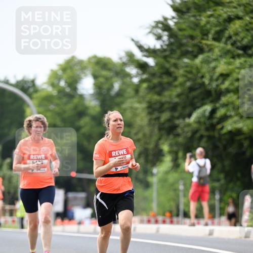 15.06.2025 - REWE Women's Run Dr. Thomas Lammeyer http://msf.ph/oto/7978221 15.06.2025 10:43:24 Laufen 5473 meine-sportfotos.de