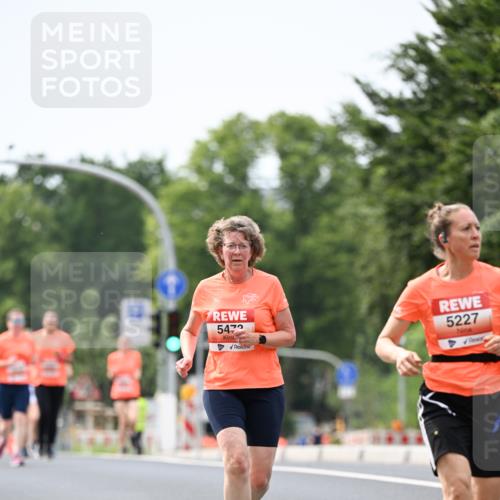 15.06.2025 - REWE Women's Run Dr. Thomas Lammeyer http://msf.ph/oto/7978240 15.06.2025 10:43:25 Laufen 5472, 5227 meine-sportfotos.de