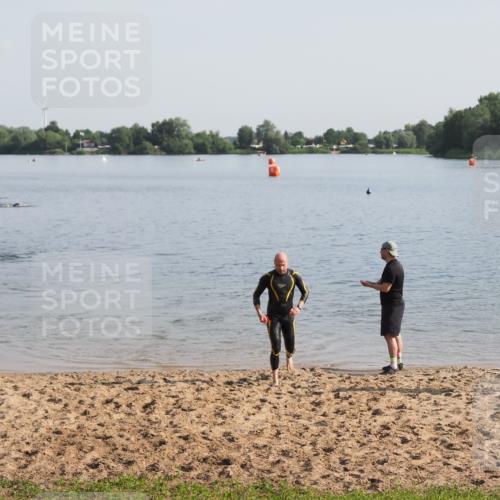 21.06.2025 - 27. Vierlanden-Triathlon MichiJ http://msf.ph/oto/7978244 15.06.2026 08:48:34 Schwimmen 123 meine-sportfotos.de