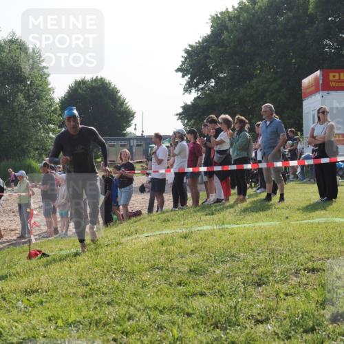 15.06.2025 - 27. Vierlanden-Triathlon KatJ http://msf.ph/oto/7978268 15.06.2025 08:39:37 Schwimmen 168 meine-sportfotos.de