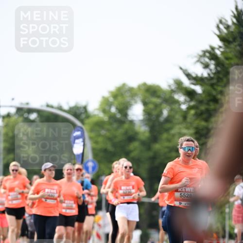15.06.2025 - REWE Women's Run Dr. Thomas Lammeyer http://msf.ph/oto/7978334 15.06.2025 10:43:32 Laufen 5528 meine-sportfotos.de