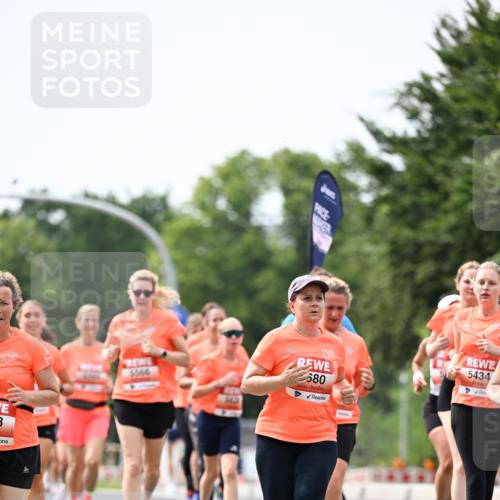 15.06.2025 - REWE Women's Run Dr. Thomas Lammeyer http://msf.ph/oto/7978374 15.06.2025 10:43:36 Laufen 9, 5366, 680, 5434 meine-sportfotos.de