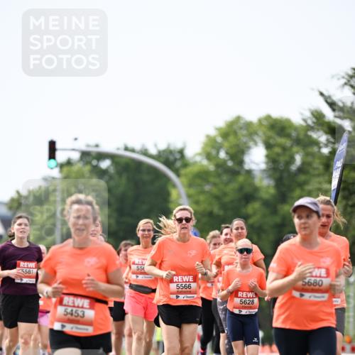 15.06.2025 - REWE Women's Run Dr. Thomas Lammeyer http://msf.ph/oto/7978382 15.06.2025 10:43:37 Laufen 5581, 5453, 55, 5566, 5628, 5680 meine-sportfotos.de