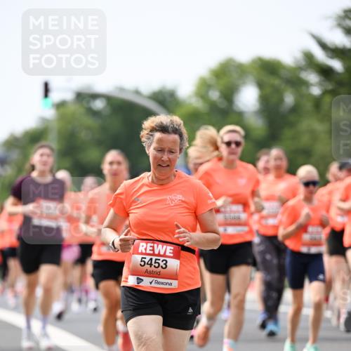 15.06.2025 - REWE Women's Run Dr. Thomas Lammeyer http://msf.ph/oto/7978405 15.06.2025 10:43:38 Laufen 5453 meine-sportfotos.de