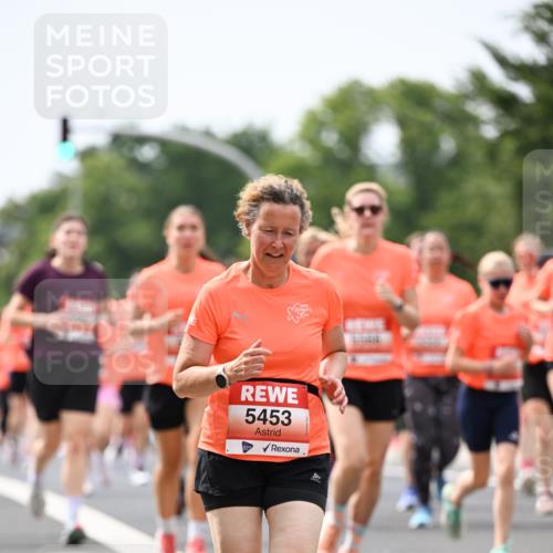15.06.2025 - REWE Women's Run Dr. Thomas Lammeyer http://msf.ph/oto/7978408 15.06.2025 10:43:38 Laufen 5453 meine-sportfotos.de