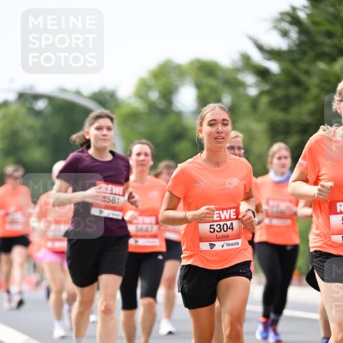 15.06.2025 - REWE Women's Run Dr. Thomas Lammeyer http://msf.ph/oto/7978450 15.06.2025 10:43:40 Laufen 581, 5304, 5 meine-sportfotos.de