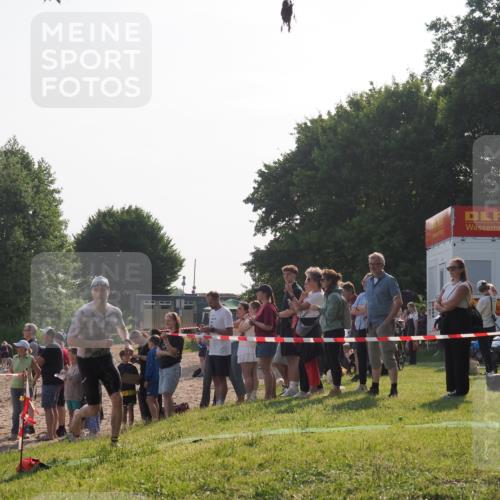 15.06.2025 - 27. Vierlanden-Triathlon KatJ http://msf.ph/oto/7978504 15.06.2025 08:40:35 Schwimmen 7 meine-sportfotos.de