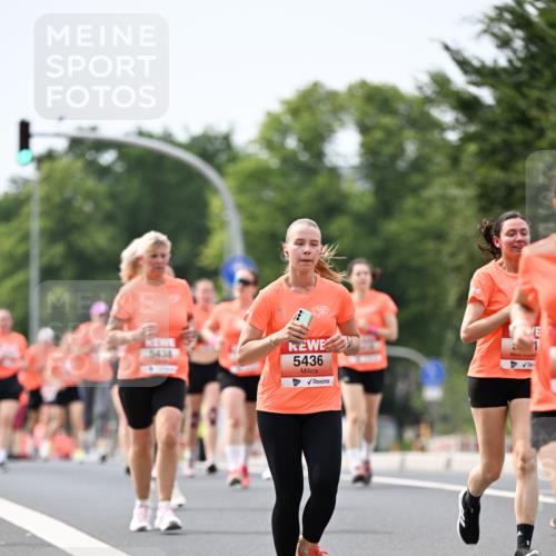 15.06.2025 - REWE Women's Run Dr. Thomas Lammeyer http://msf.ph/oto/7978560 15.06.2025 10:43:48 Laufen 5438, 5436 meine-sportfotos.de