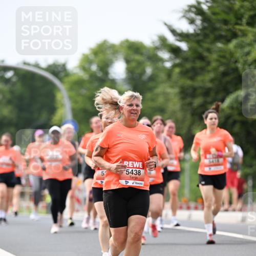15.06.2025 - REWE Women's Run Dr. Thomas Lammeyer http://msf.ph/oto/7978603 15.06.2025 10:43:51 Laufen 5438 meine-sportfotos.de