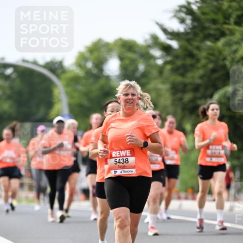 15.06.2025 - REWE Women's Run Dr. Thomas Lammeyer http://msf.ph/oto/7978610 15.06.2025 10:43:52 Laufen 5438 meine-sportfotos.de