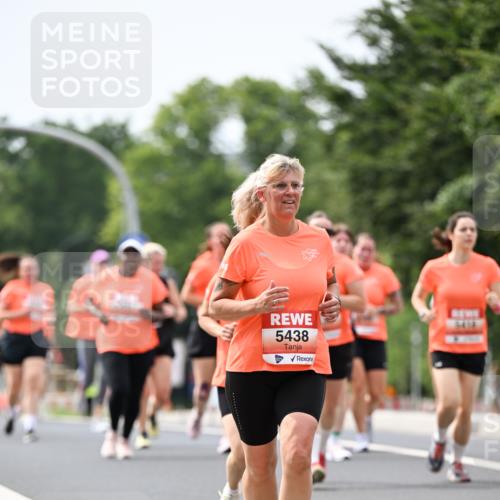 15.06.2025 - REWE Women's Run Dr. Thomas Lammeyer http://msf.ph/oto/7978615 15.06.2025 10:43:52 Laufen 5438 meine-sportfotos.de