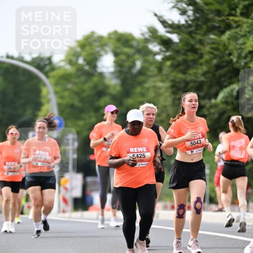 15.06.2025 - REWE Women's Run Dr. Thomas Lammeyer http://msf.ph/oto/7978641 15.06.2025 10:43:54 Laufen 5472, 5043, 5425 meine-sportfotos.de