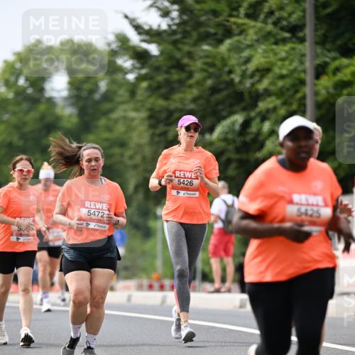 15.06.2025 - REWE Women's Run Dr. Thomas Lammeyer http://msf.ph/oto/7978684 15.06.2025 10:43:57 Laufen 50, 5472, 5426, 5425 meine-sportfotos.de