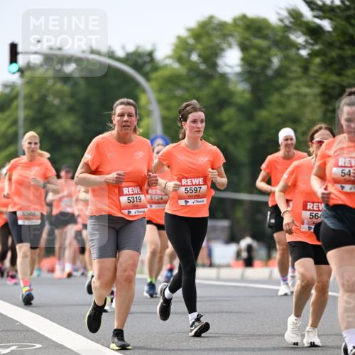 15.06.2025 - REWE Women's Run Dr. Thomas Lammeyer http://msf.ph/oto/7978707 15.06.2025 10:43:59 Laufen 5597, 5319, 564 meine-sportfotos.de