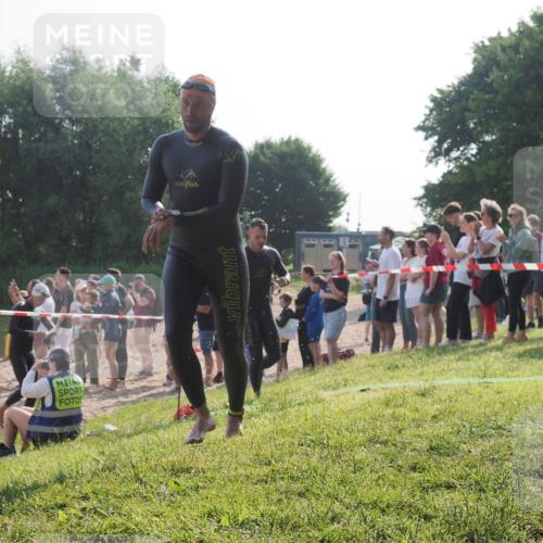 15.06.2025 - 27. Vierlanden-Triathlon KatJ http://msf.ph/oto/7978720 15.06.2025 08:41:11 Schwimmen 99, 109, 114, 129, 138, 147, 176 meine-sportfotos.de