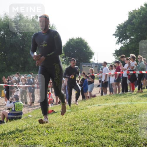 15.06.2025 - 27. Vierlanden-Triathlon KatJ http://msf.ph/oto/7978722 15.06.2025 08:41:11 Schwimmen 99, 109, 114, 129, 138, 147, 176 meine-sportfotos.de