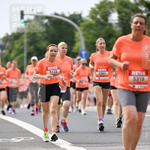 15.06.2025 - REWE Women's Run Dr. Thomas Lammeyer http://msf.ph/oto/7978748 15.06.2025 10:44:01 Laufen 5123, 60, 5361, 5319 meine-sportfotos.de