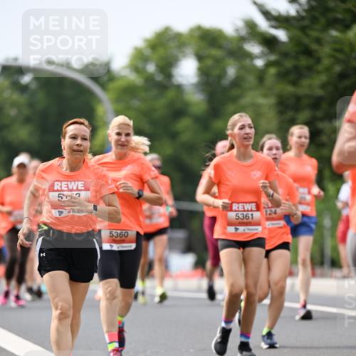 15.06.2025 - REWE Women's Run Dr. Thomas Lammeyer http://msf.ph/oto/7978777 15.06.2025 10:44:02 Laufen 8, 5360, 5361, 124 meine-sportfotos.de